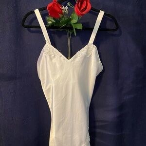 VAL MODE Sexy Lingerie Beautiful Silky, Satin look w/Lace, Pearls & Sequins Sz M